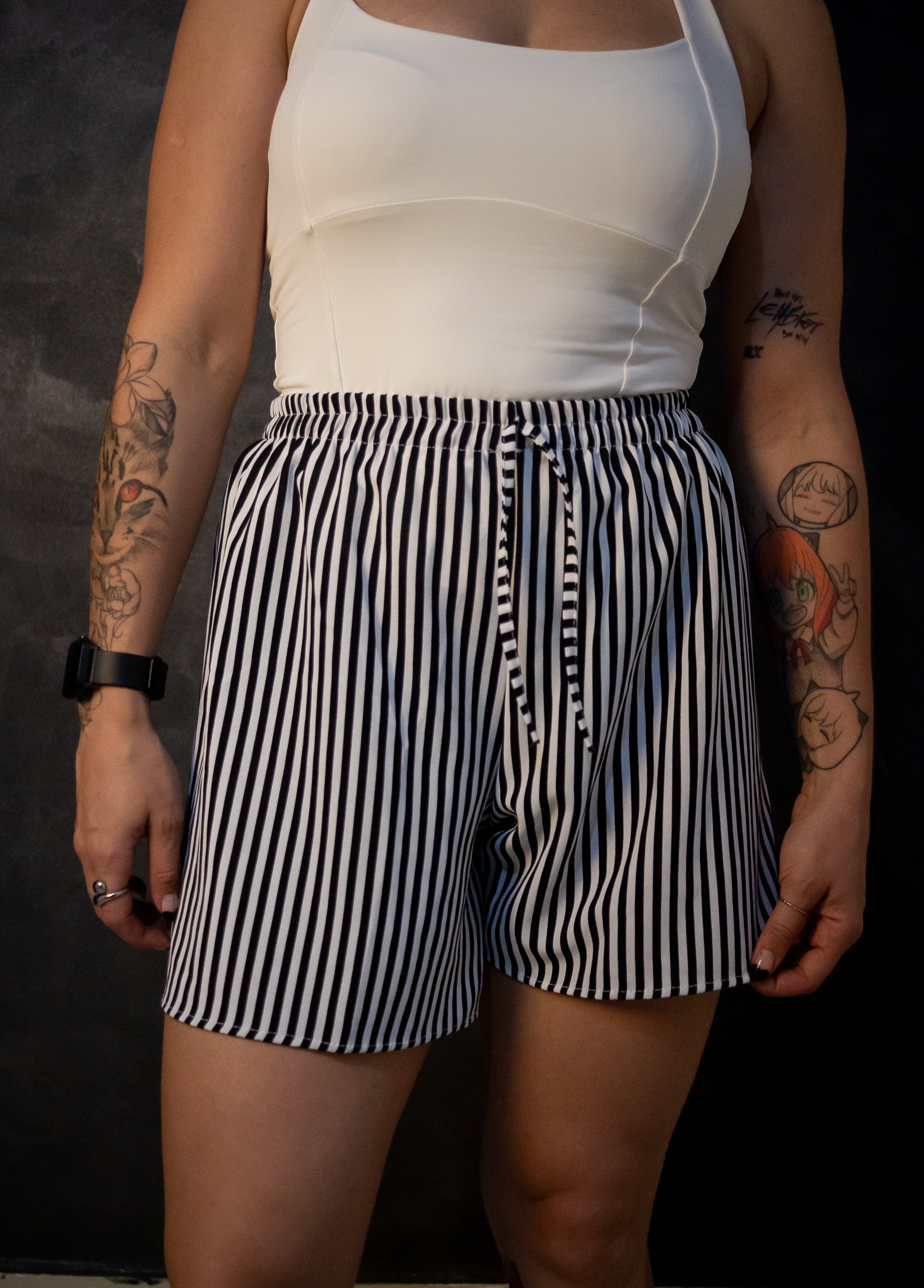 Short Listrado - Preto e Branco