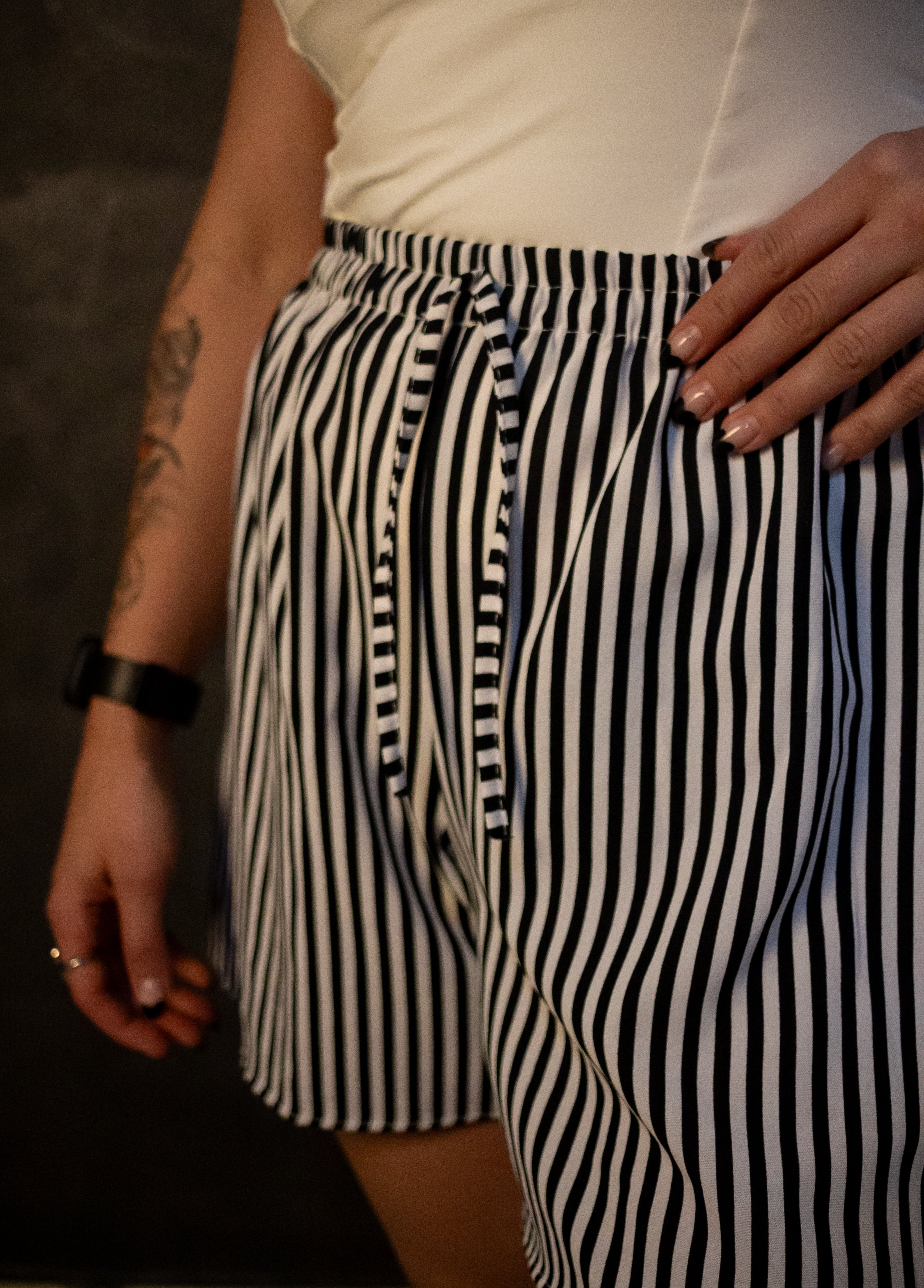 Short Listrado - Preto e Branco