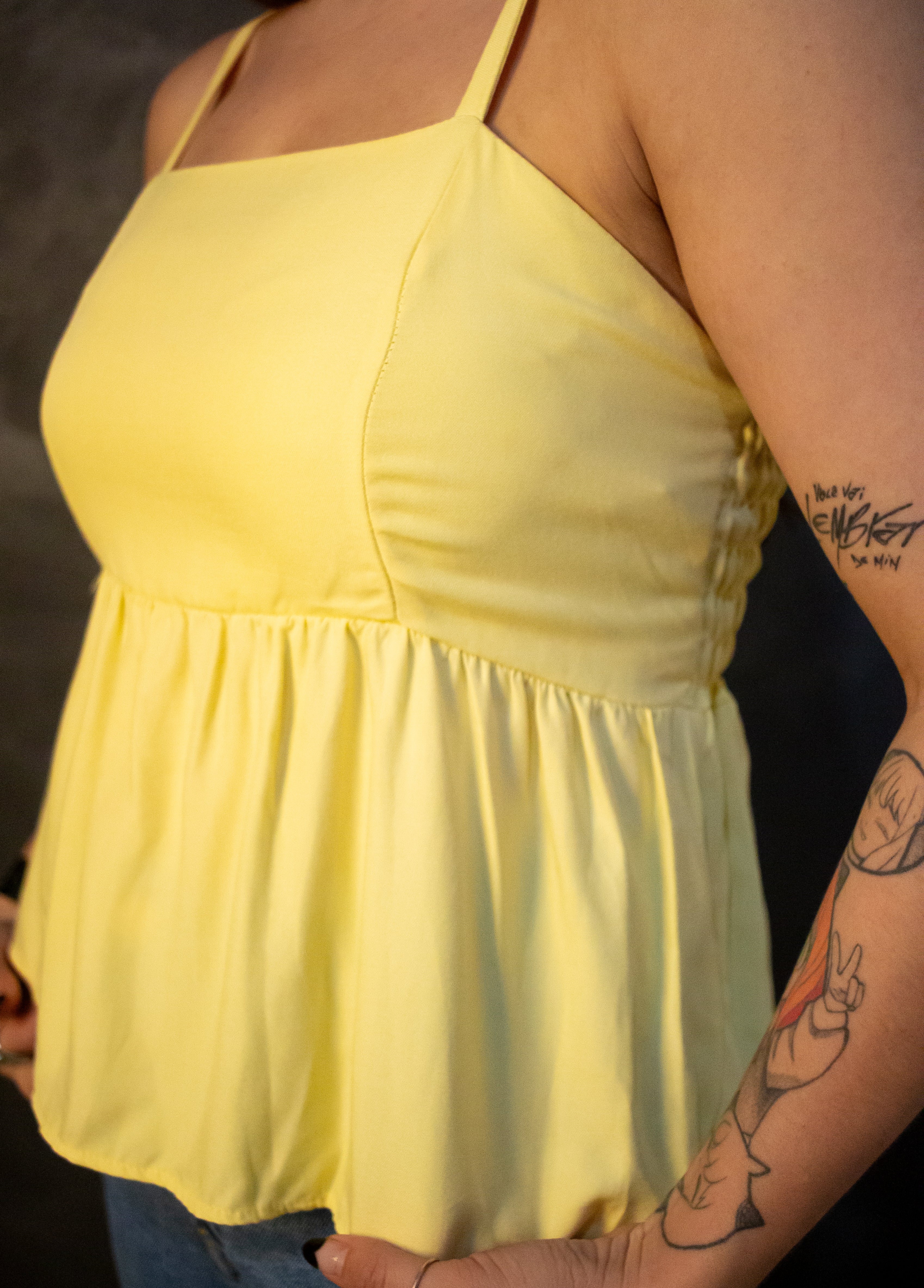 Blusa Peplum - Amarelo Manteiga